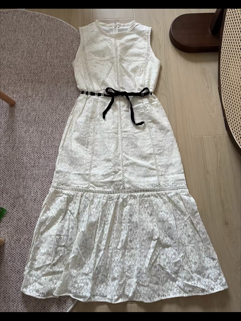 Sleeveless White Lace Maxi Dress with Black Ribbon Belt